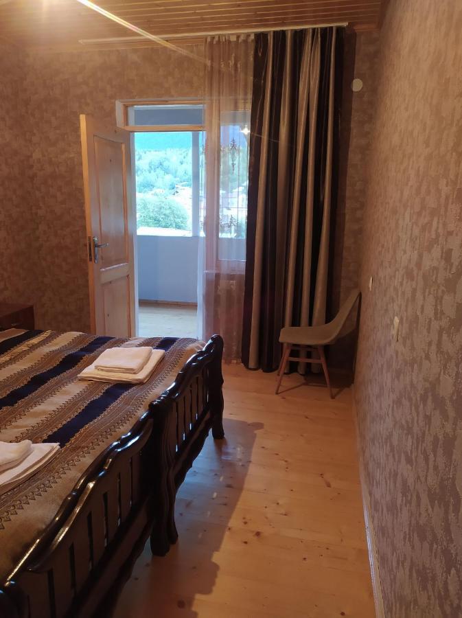Guest House Nene Mestia Exterior foto